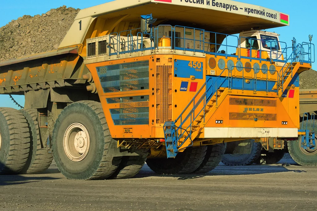 what-s-the-biggest-truck-in-the-world-my-auto-machine