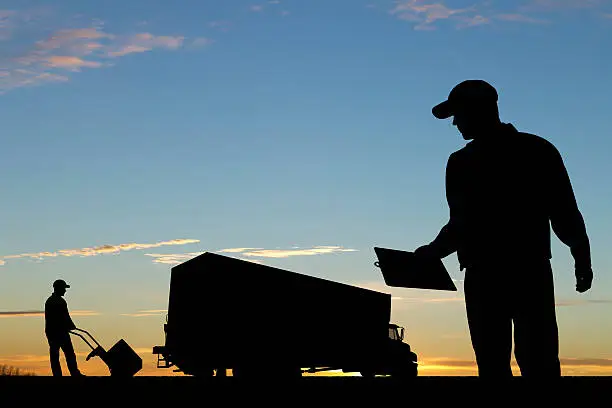 How To Make Money With A 16ft Box Truck