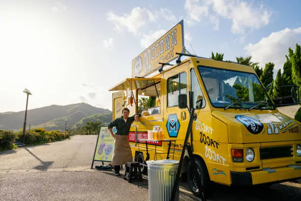 how-to-rent-a-food-truck-for-your-next-event-running-food-truck