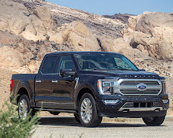 Ford F-150 Powerboost Hybrid truck_Perfect Truck for Towing a Travel Trailer